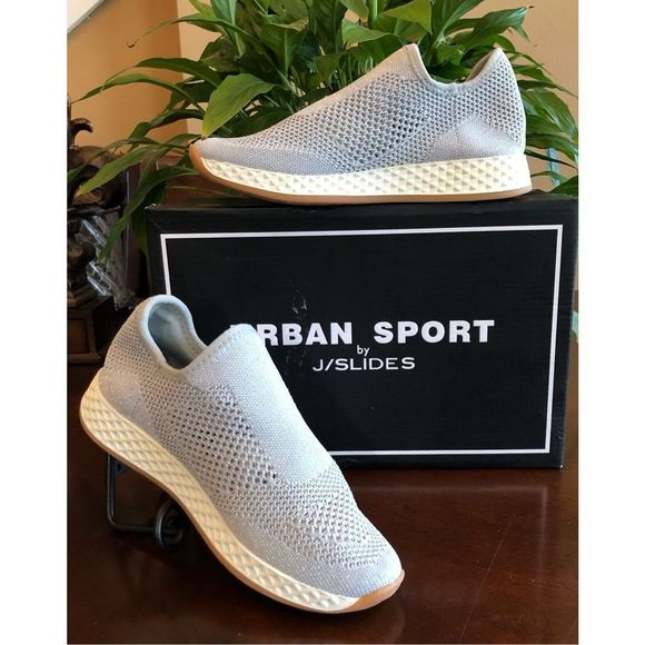 J/SLIDES URBEN SPORT - L Sz 6 - Silver Metallic Knit “Tiger M” Sneakers. NWTIB! - Picture 11 of 16